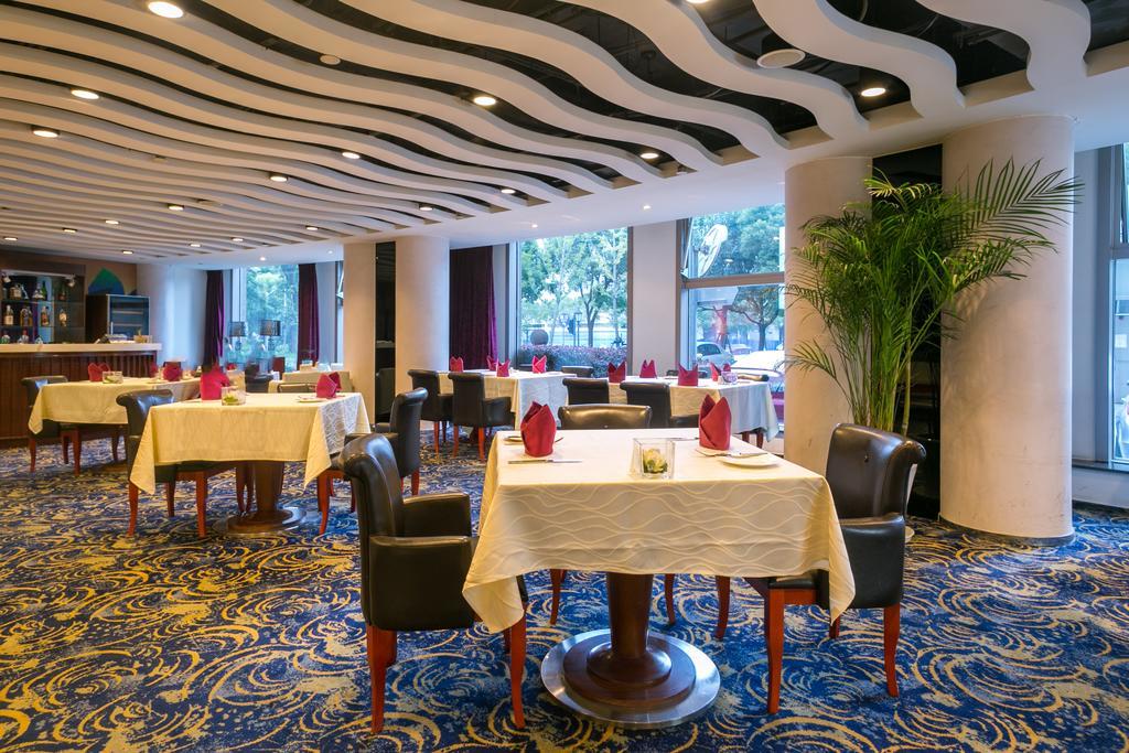 Hotel Regal Jinfeng Xangai